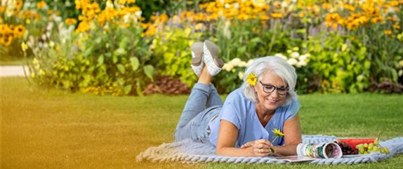 Gartenarbeit im August: Tipps und Tricks für einen bunten Sommer